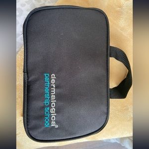 Small sized Dermatologist kit for beginners